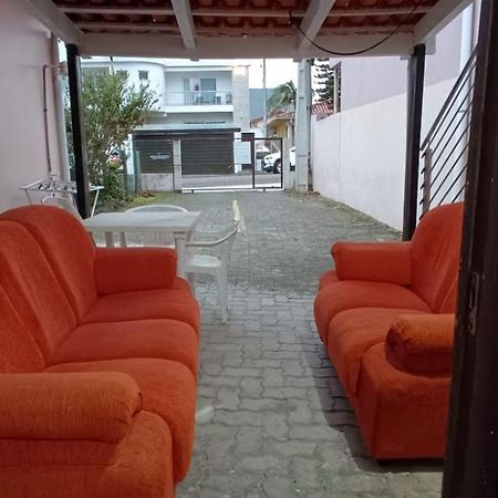 Apartamento Terreo Com Ar Condicionado E 2 Suites Bem Localizado กาโรปาบา ภายนอก รูปภาพ