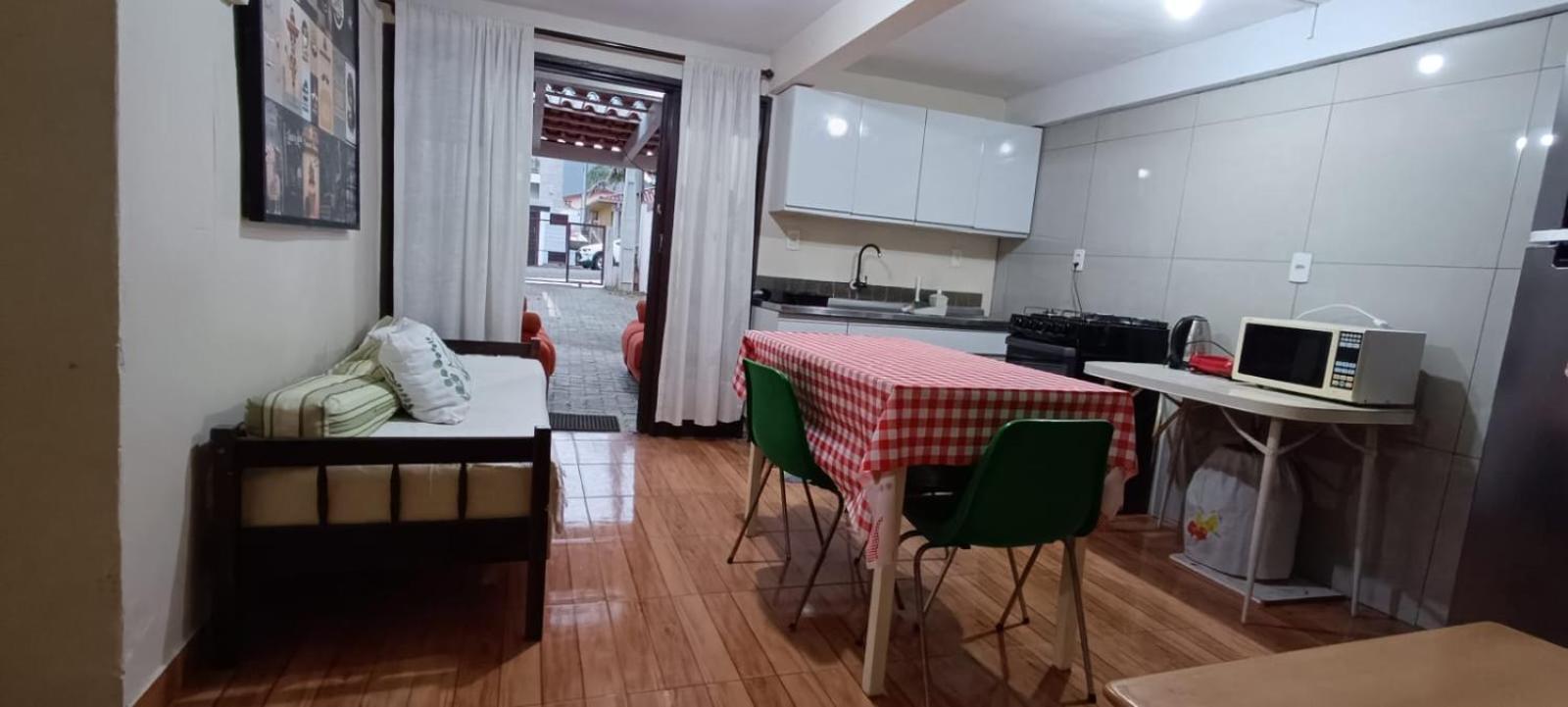 Apartamento Terreo Com Ar Condicionado E 2 Suites Bem Localizado กาโรปาบา ภายนอก รูปภาพ