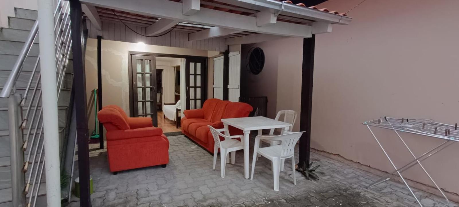 Apartamento Terreo Com Ar Condicionado E 2 Suites Bem Localizado กาโรปาบา ภายนอก รูปภาพ